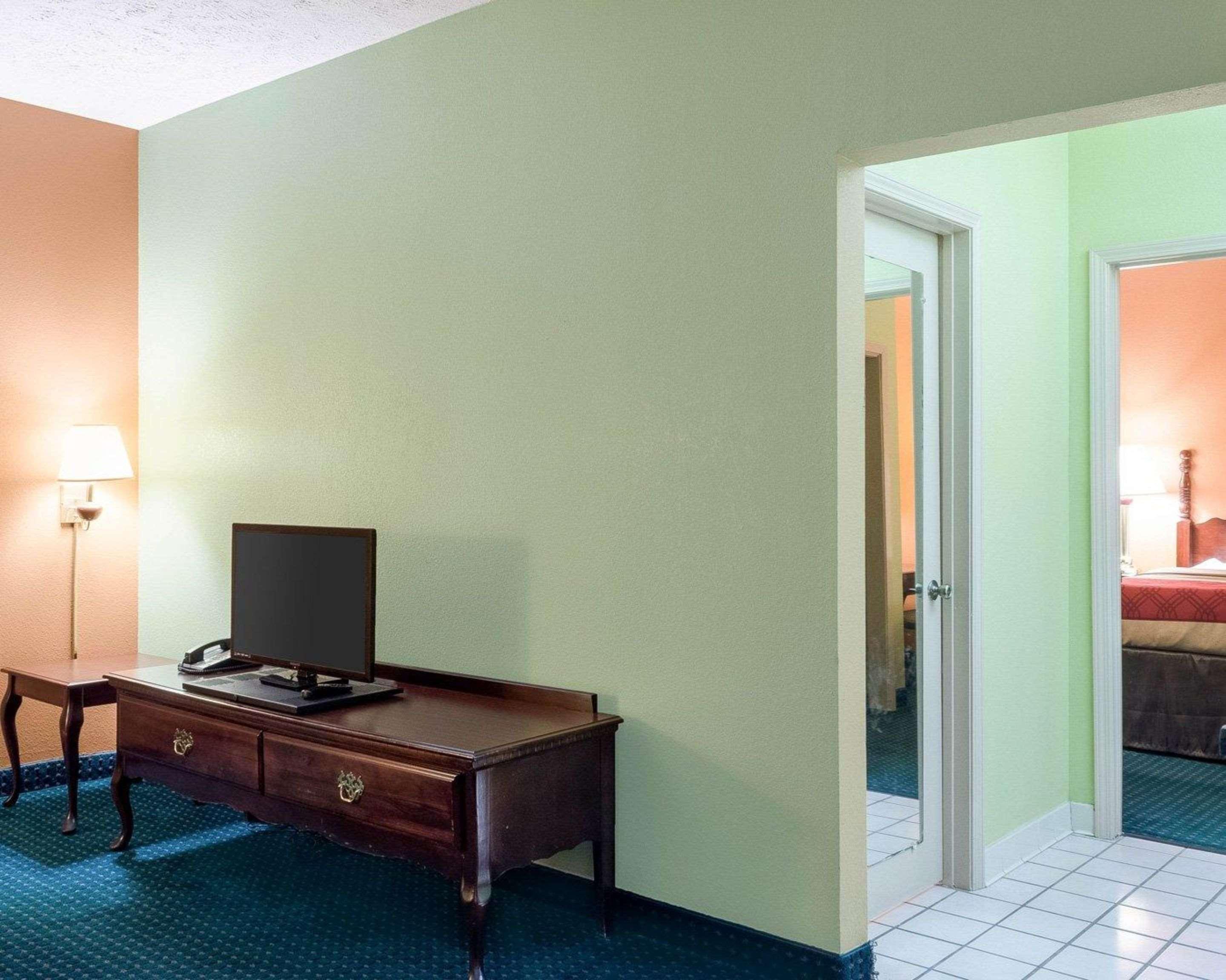 Econo Lodge Canton I-55 Exteriér fotografie